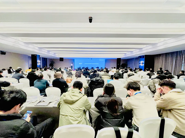 pg电子直营站《以软件为核心的新架构下汽车电子关键技术研讨会》